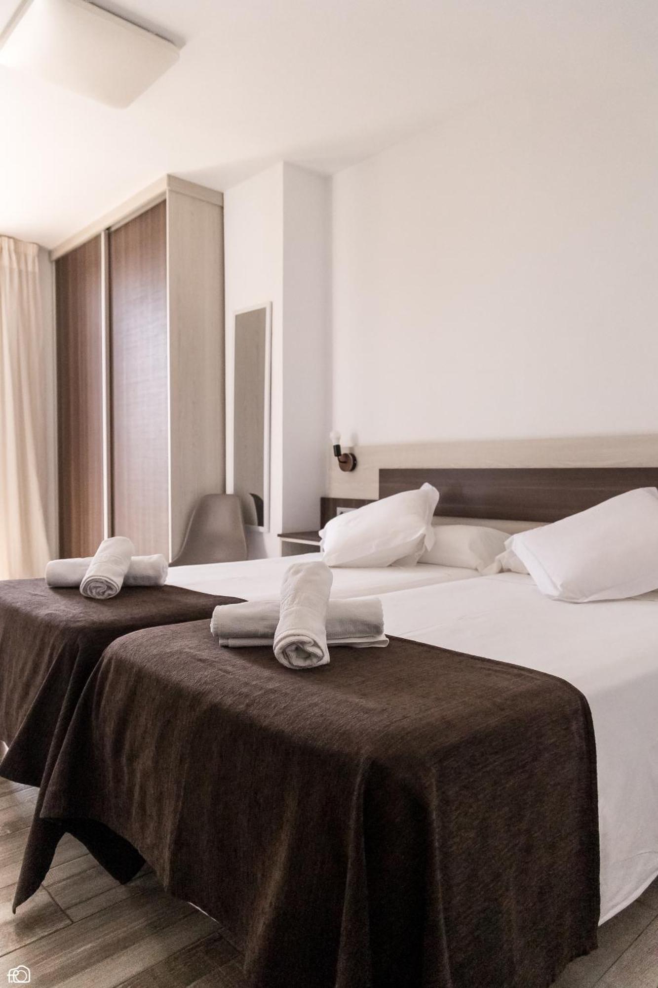 Meson Hostal La Cabana Medellín Eksteriør billede