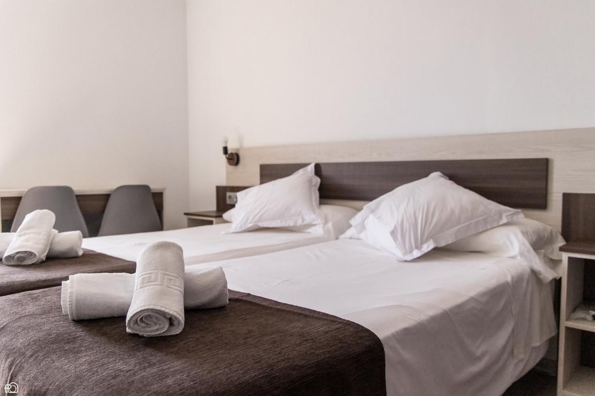 Meson Hostal La Cabana Medellín Eksteriør billede
