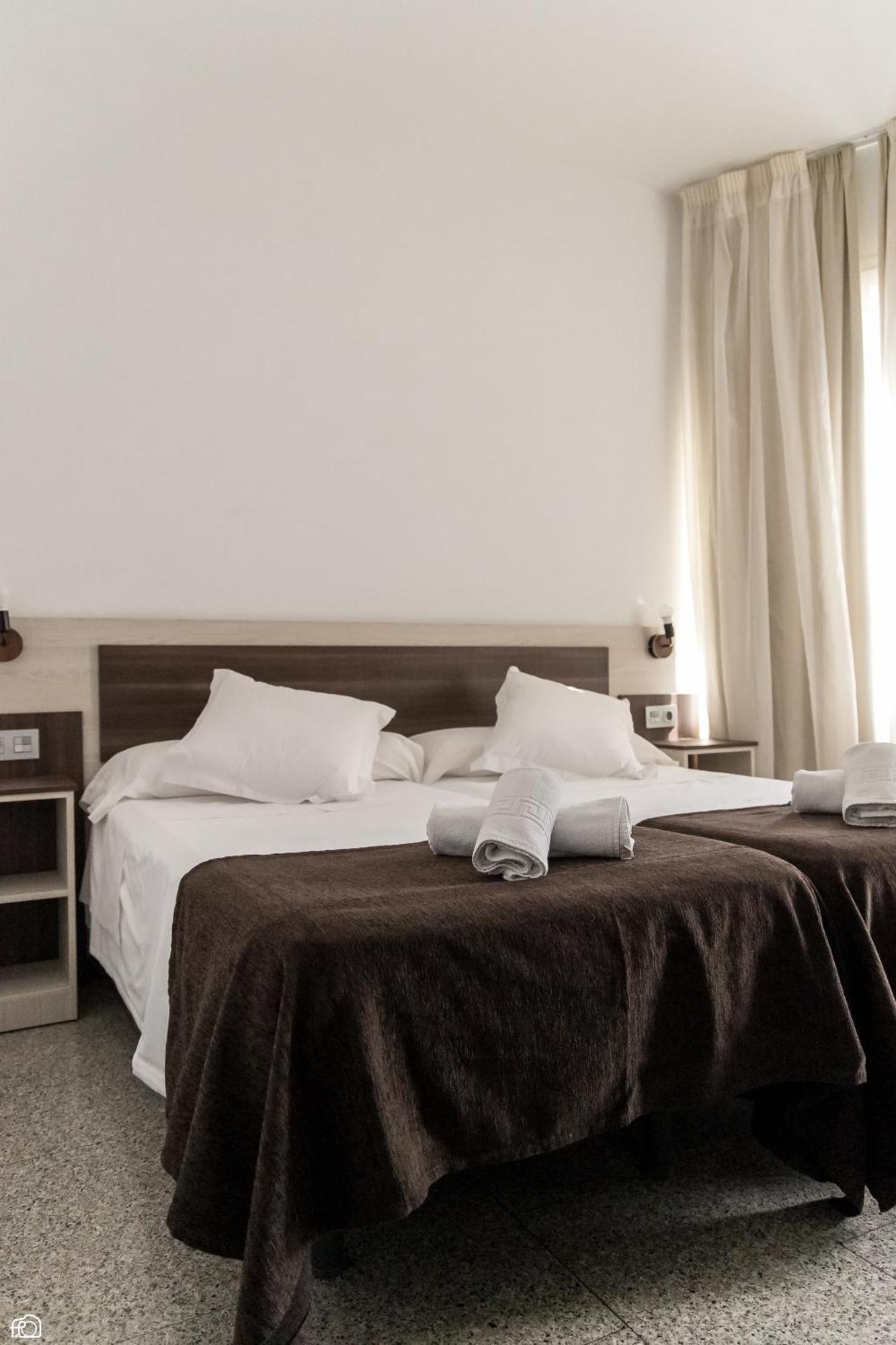 Meson Hostal La Cabana Medellín Eksteriør billede