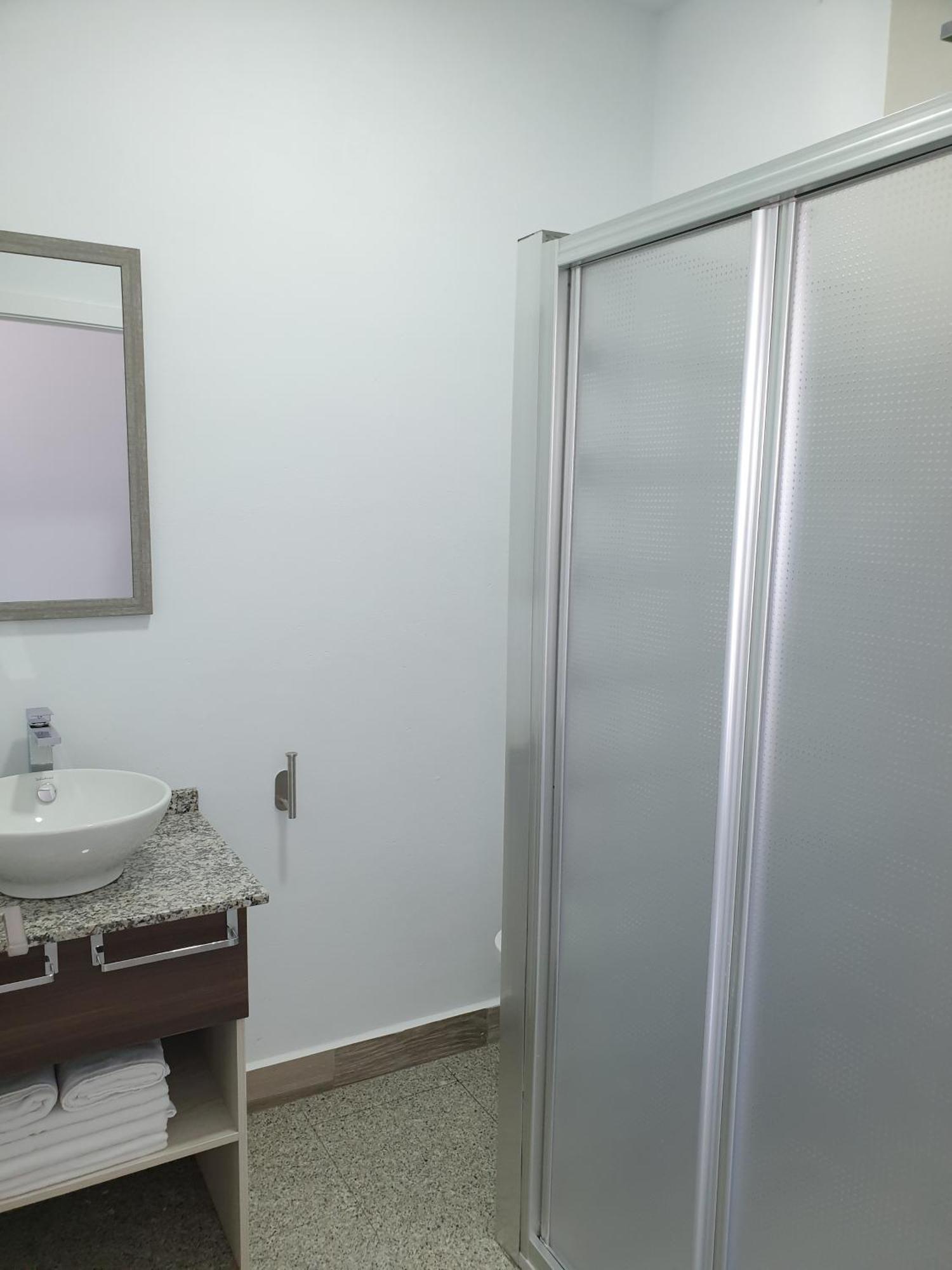 Meson Hostal La Cabana Medellín Eksteriør billede